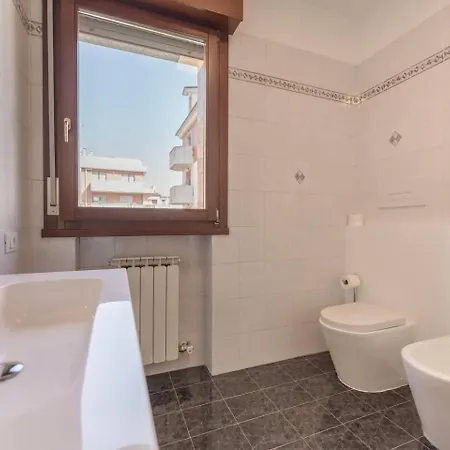 2 Ospiti, Parcheggio Gratis, 10 Minuti Da Venezia *