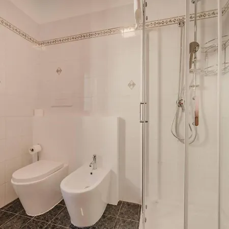 Lägenhet 2 Ospiti, Parcheggio Gratis, 10 Minuti Da Venezia Mestre