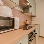 Apartment Unico 3b, 2 Ospiti, Parcheggio Gratis, 10 Minuti Da